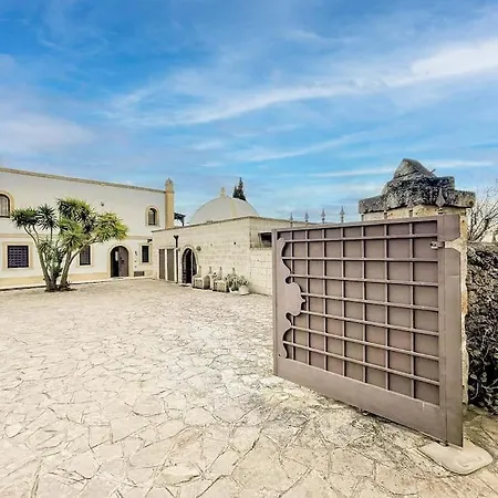 Torre Guaceto Luxury Masseria With Salted Pool * Serranova